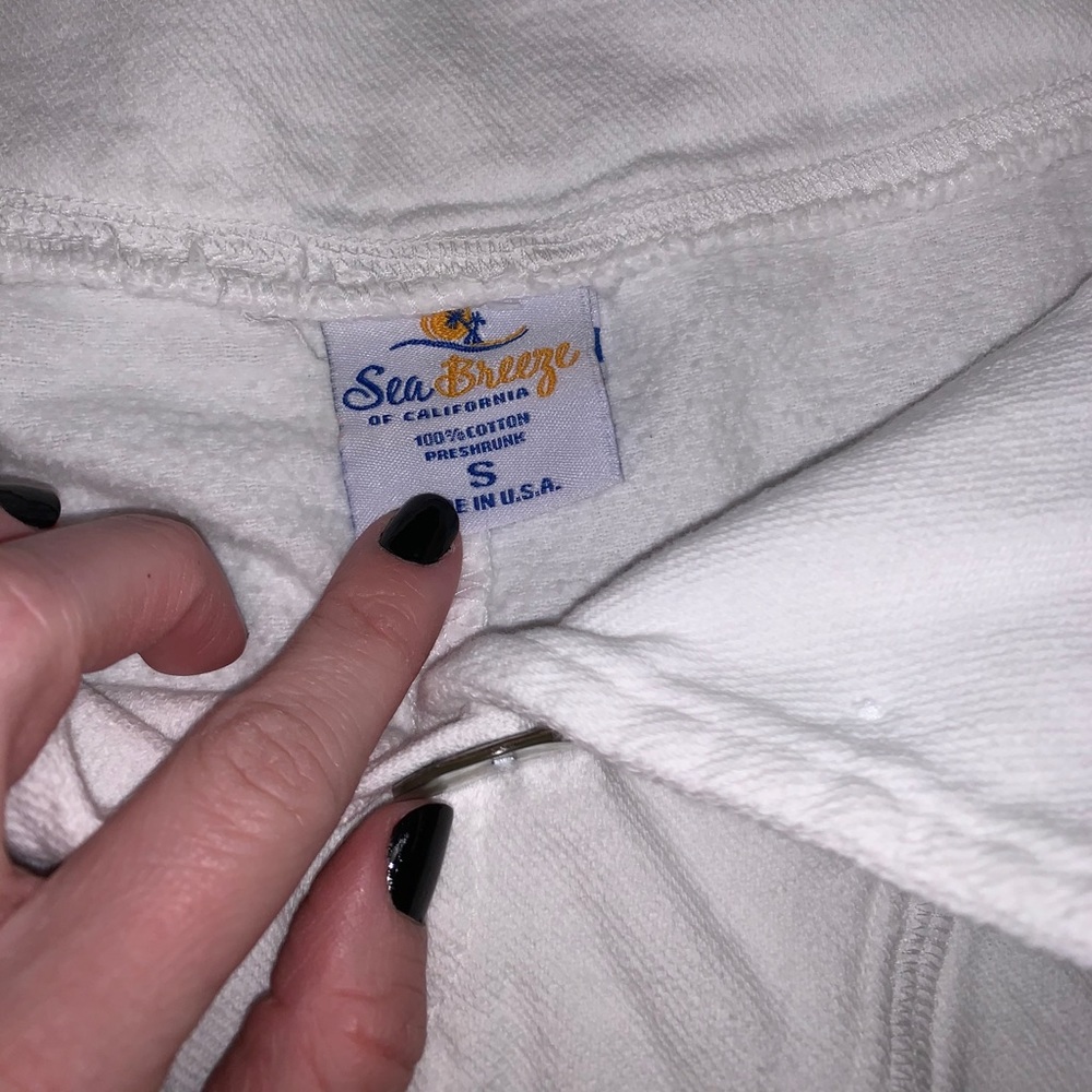 Beachy Pullover - image 2